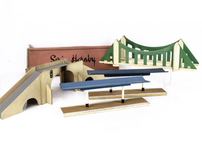 French Hornby Wooden Accessories